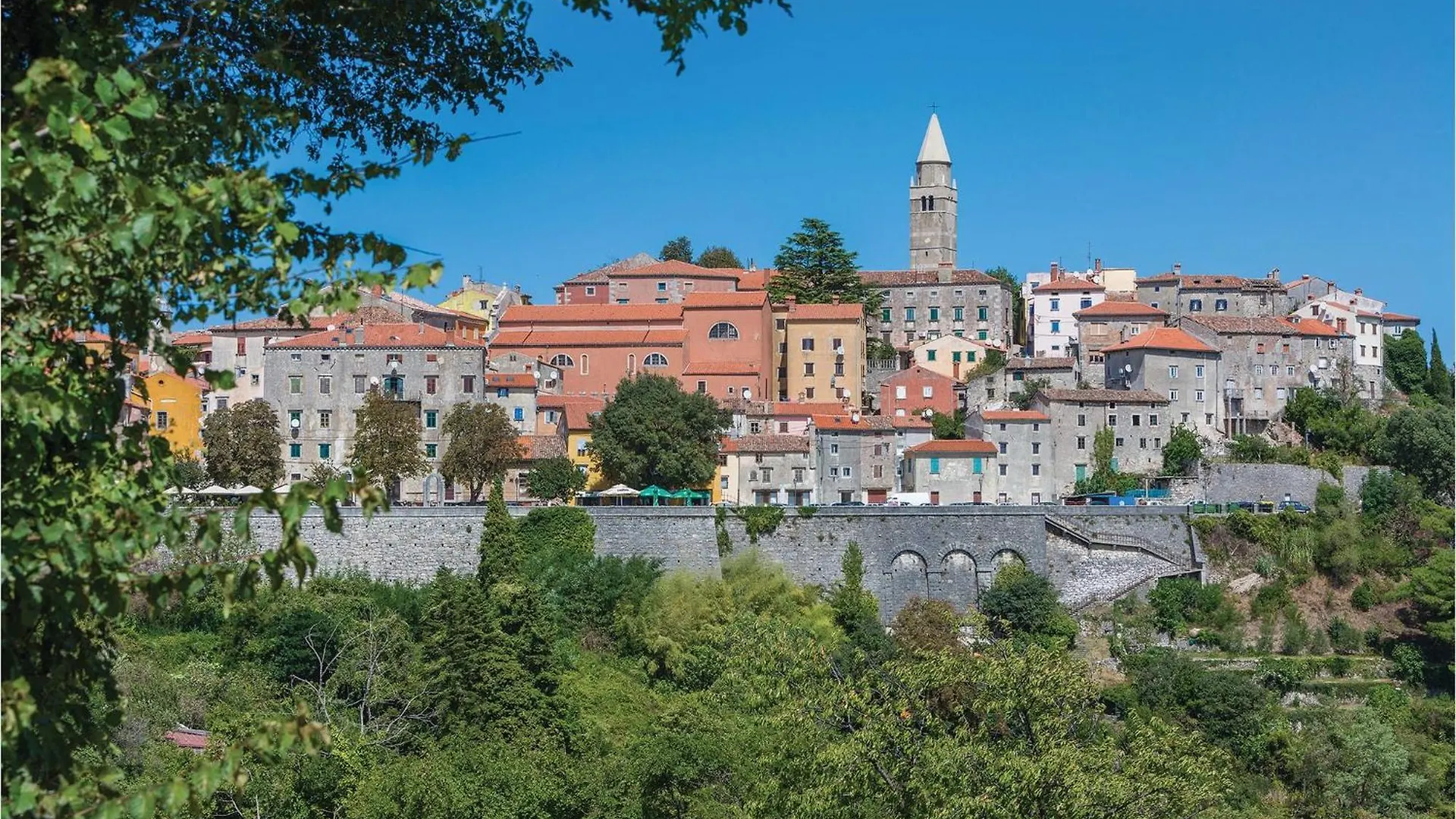 3 Bedroom Amazing Home In Labin 0*, 拉宾